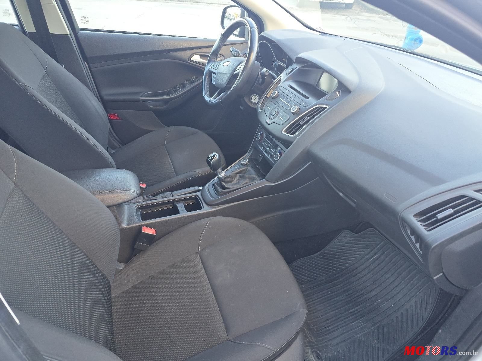 2017' Ford Focus 1.0 photo #4