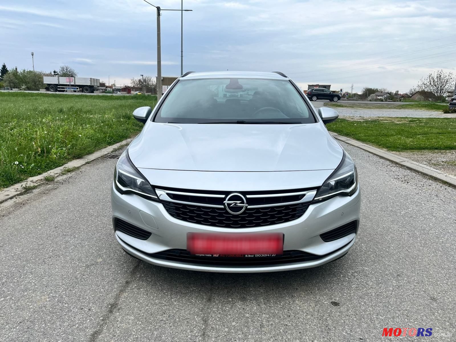 2016' Opel Astra Karavan photo #3