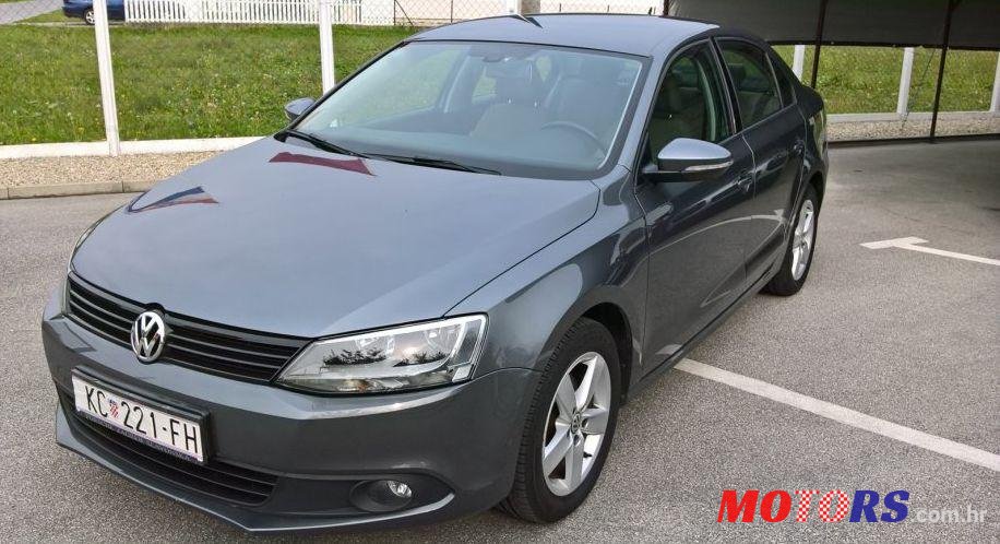 2011' Volkswagen Jetta 1,6 Tdi photo #1