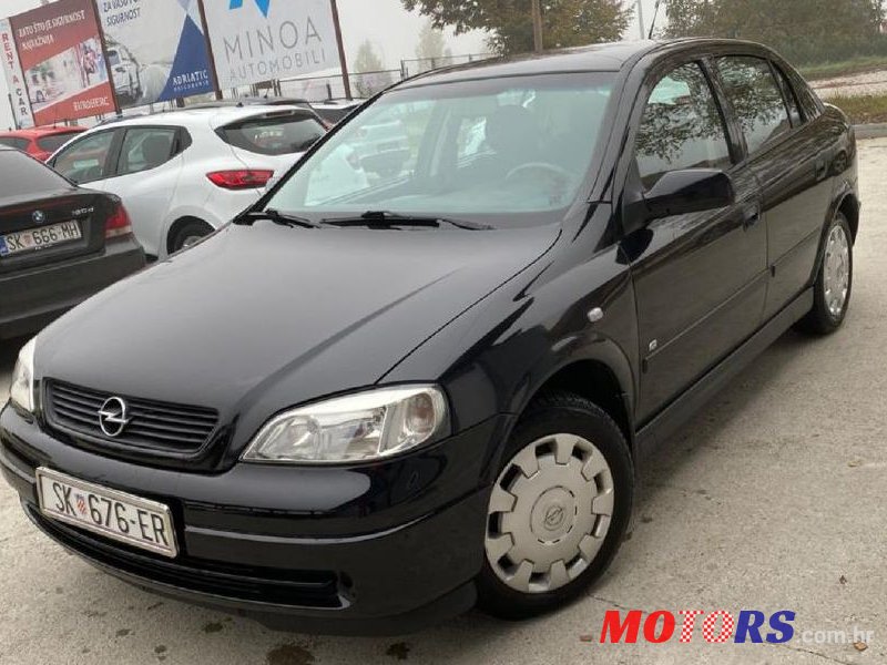 2009' Opel Astra 1,7 Cdti photo #1