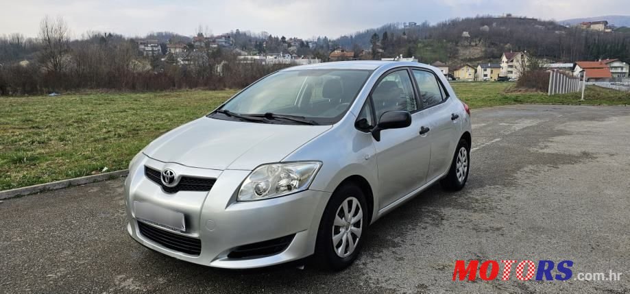 2009' Toyota Auris 1,4 D4-D Cool photo #3