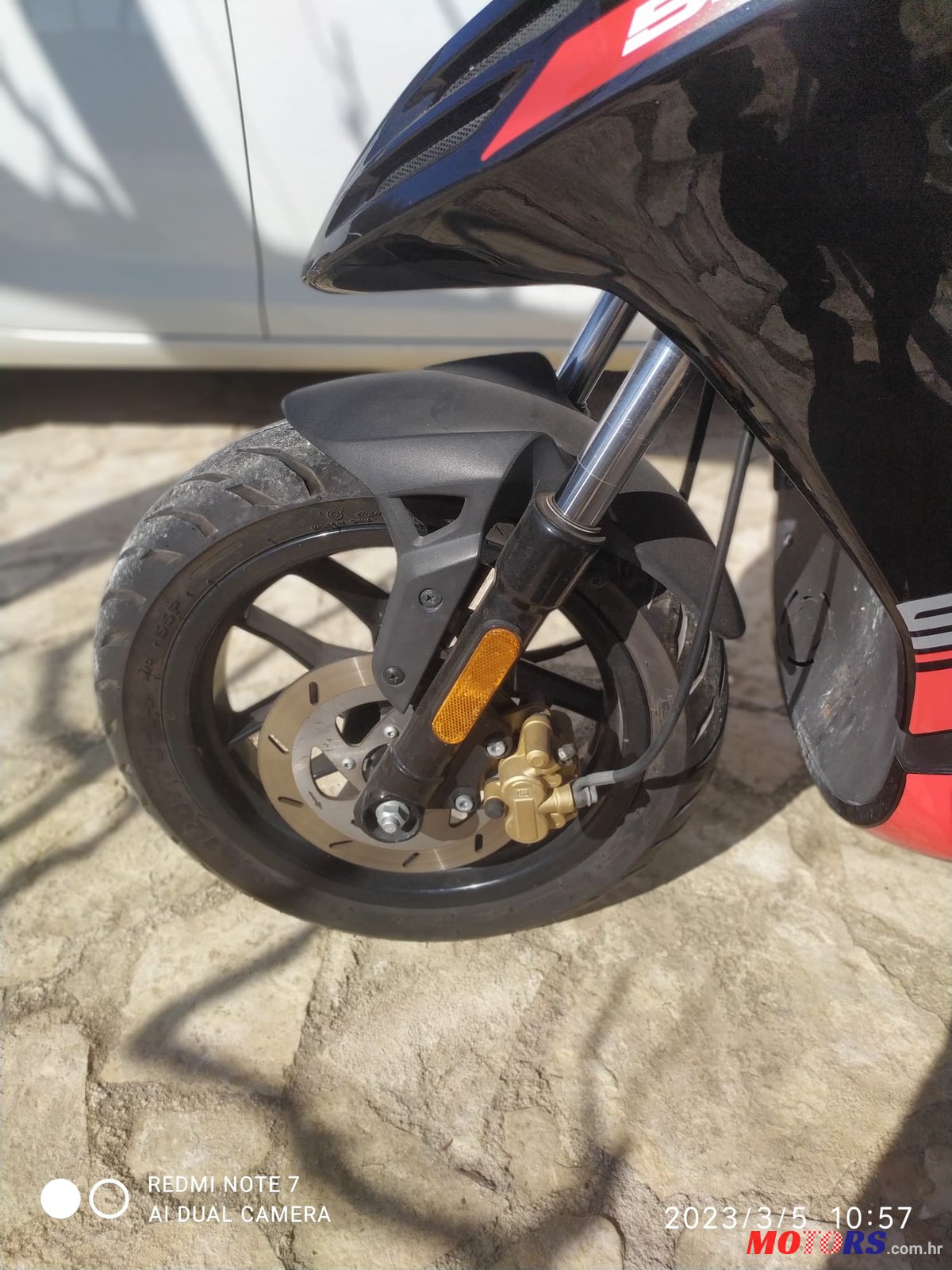 2013' Aprilia photo #5