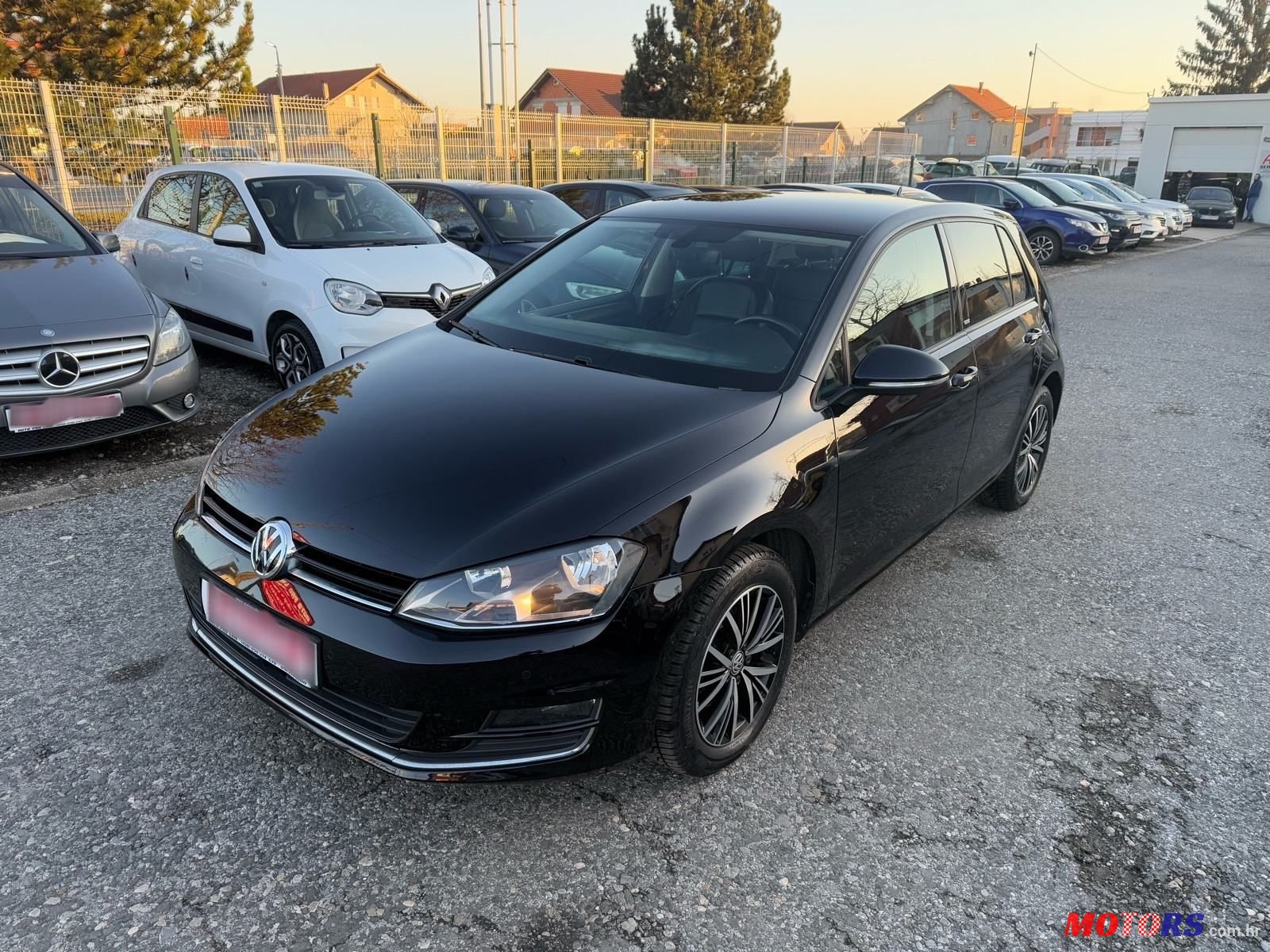 2017' Volkswagen Golf VII 1,6 Tdi Bmt photo #1