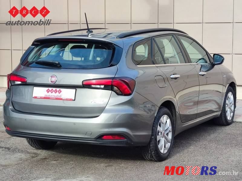 2017' Fiat Tipo photo #3