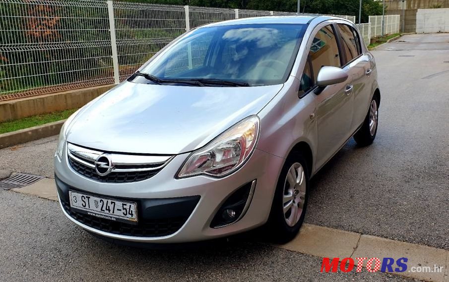 2011' Opel Corsa 1,2 16V photo #1