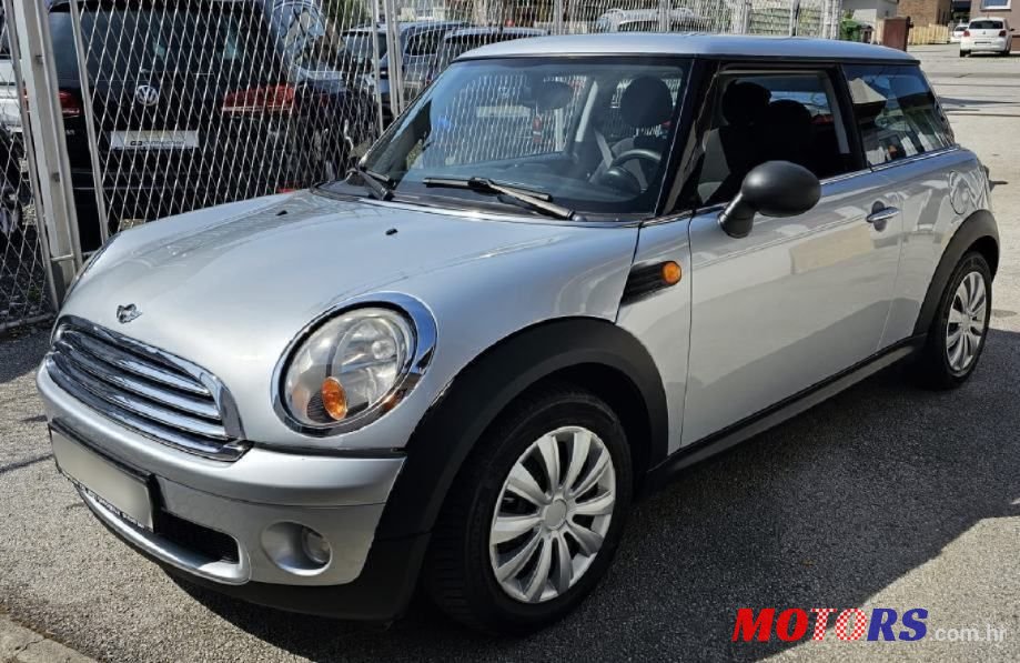2009' MINI One 1.4 photo #2