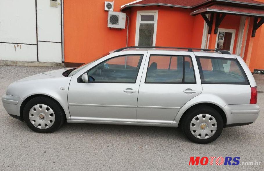 2001' Volkswagen Golf Iv Variant 1,9 Tdi photo #1
