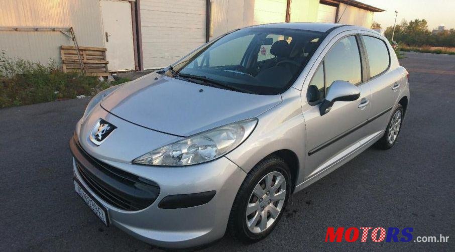 2008' Peugeot 207 1,4 photo #1