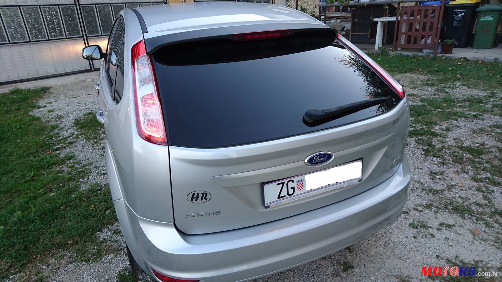 2011' Ford Focus photo #3