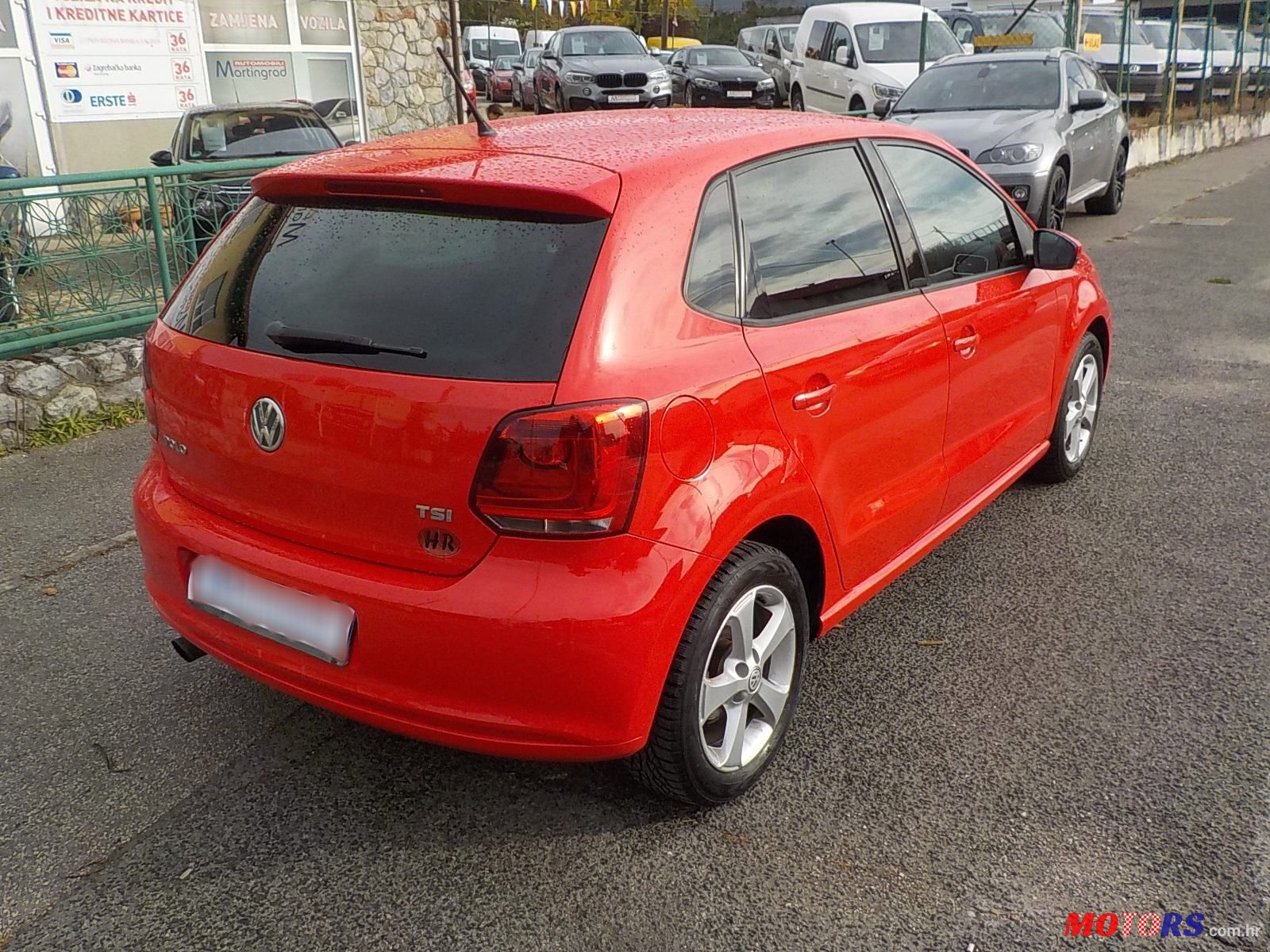 2011' Volkswagen Polo photo #3