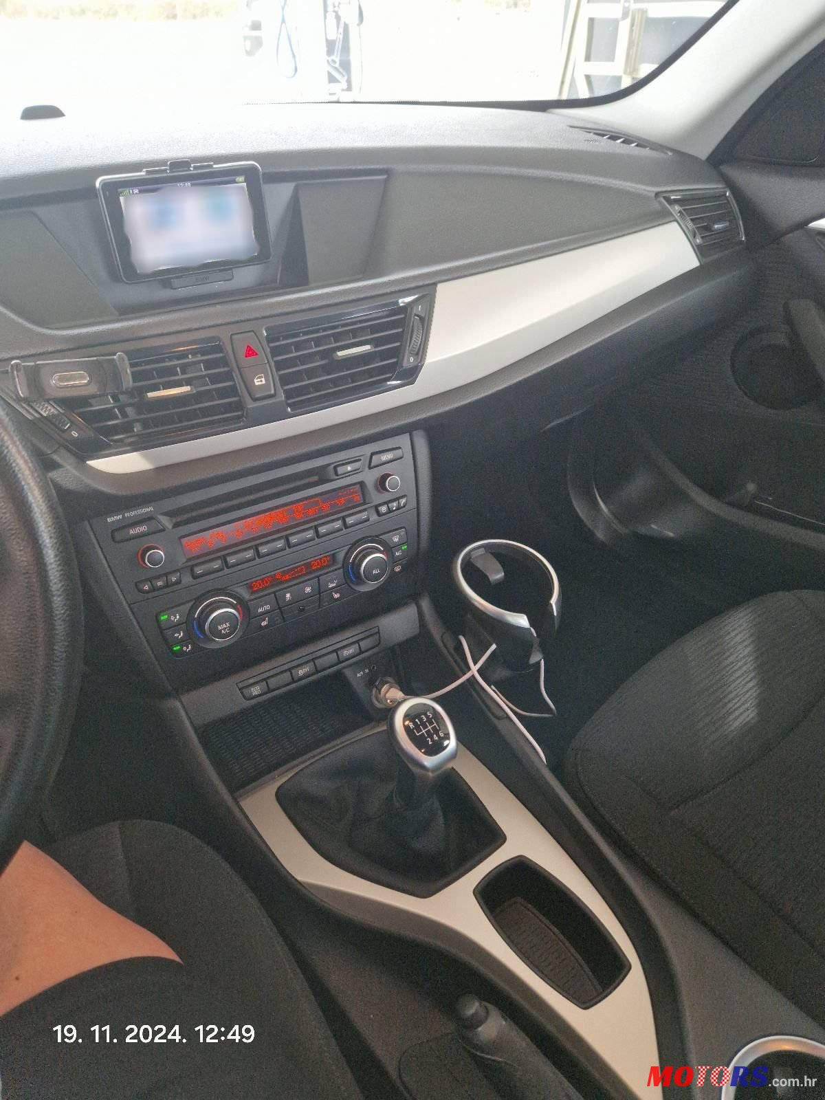 2012' BMW X1 Sdrive16D photo #5