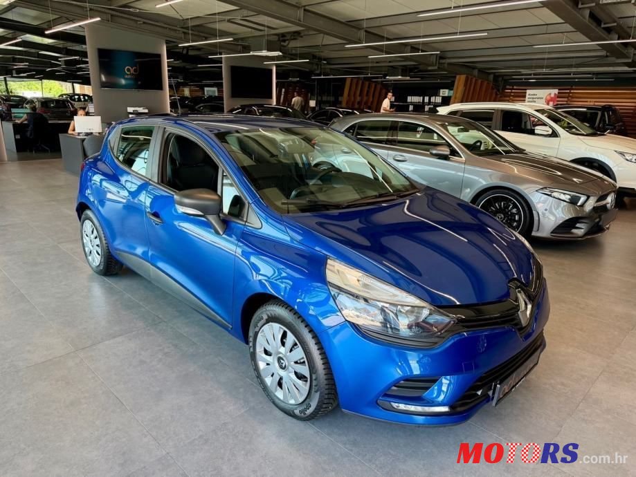 2020' Renault Clio Tce photo #2