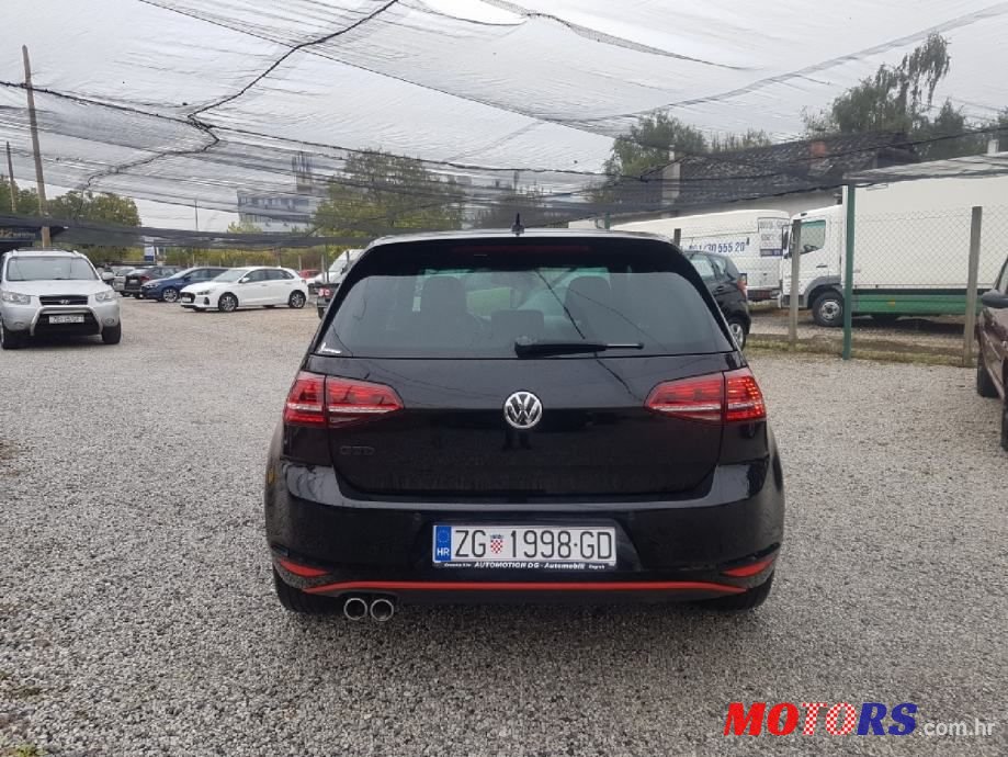 2014' Volkswagen Golf 7 2,0 Tdi Bmt photo #5