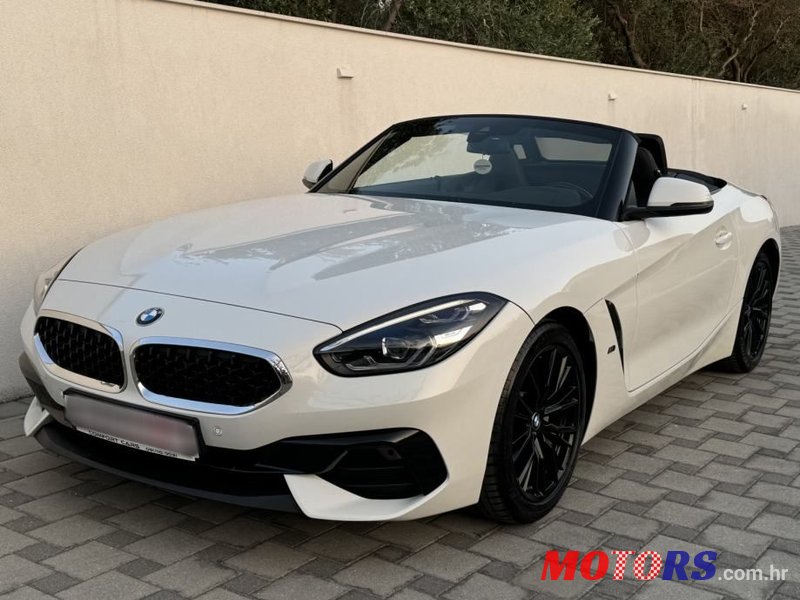 2022' BMW Z4 Sdrive20I photo #2