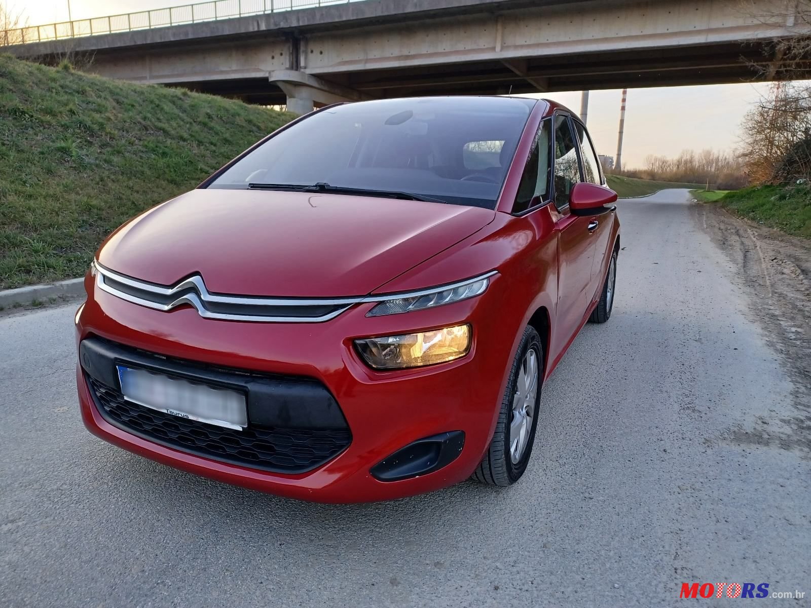 2014' Citroen C4 Picasso 1,6 Hdi photo #2