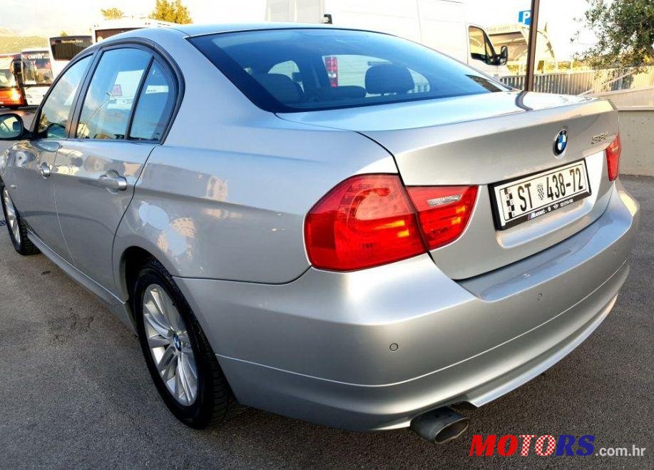 2009' BMW Serija 3 318D photo #1