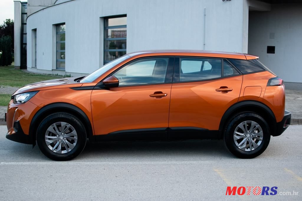 2020' Peugeot 2008 1,2 Puretech photo #4