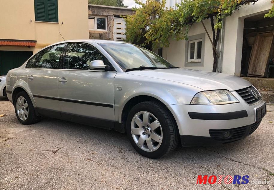 2003' Volkswagen Passat 1,9 Tdi photo #1