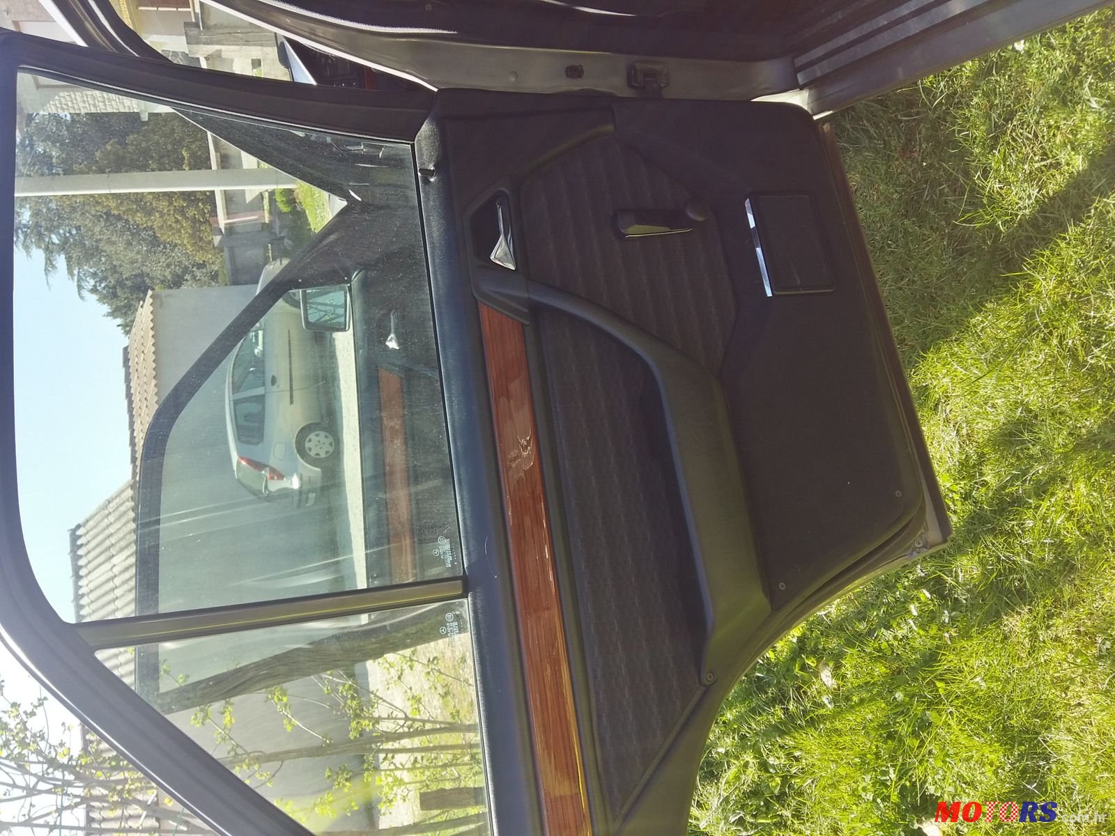 1994' Mercedes-Benz 300D photo #5