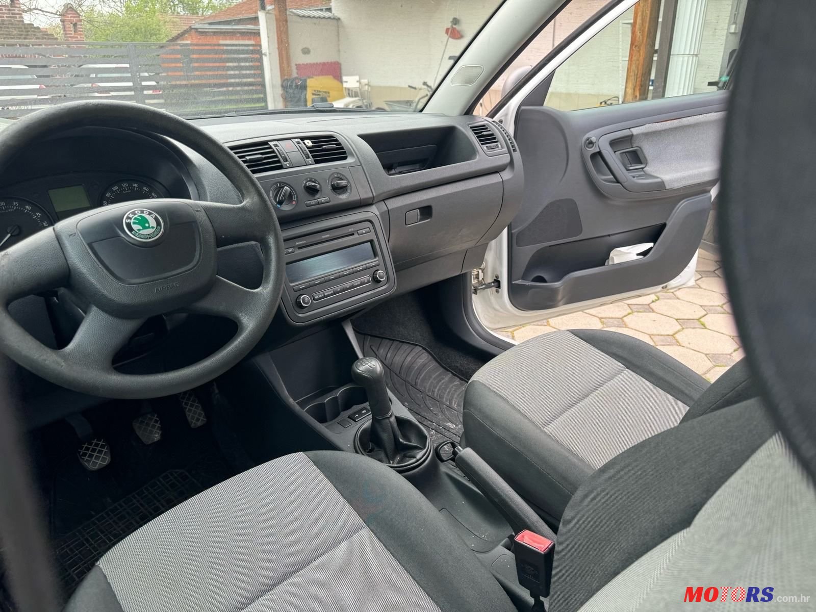 2011' Skoda Fabia 1,6 Tdi photo #5