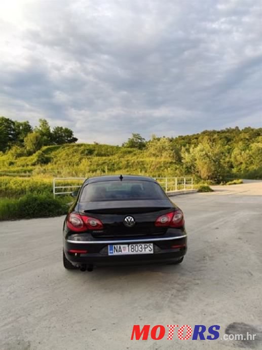 2008' Volkswagen Passat 2,0 Tdi photo #4