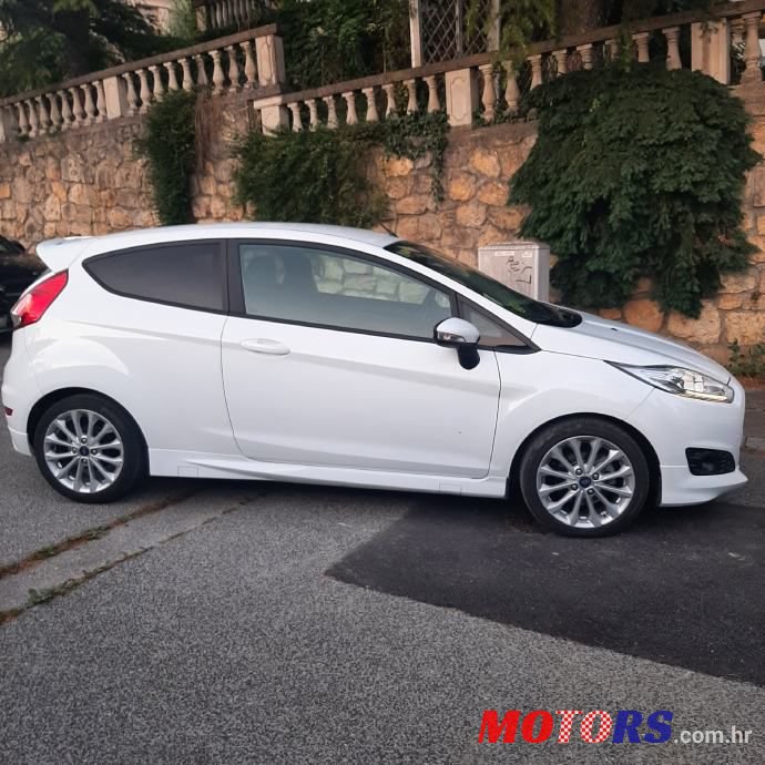 2014' Ford Fiesta St 1.6 Tdci photo #2
