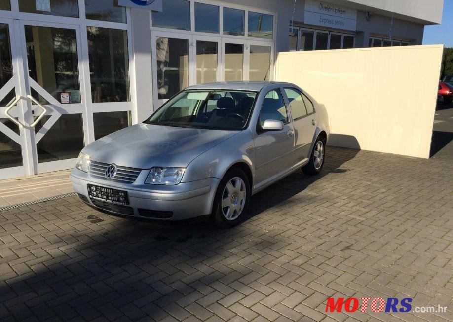 1999' Volkswagen Bora 1.8 4 motion Highline photo #2