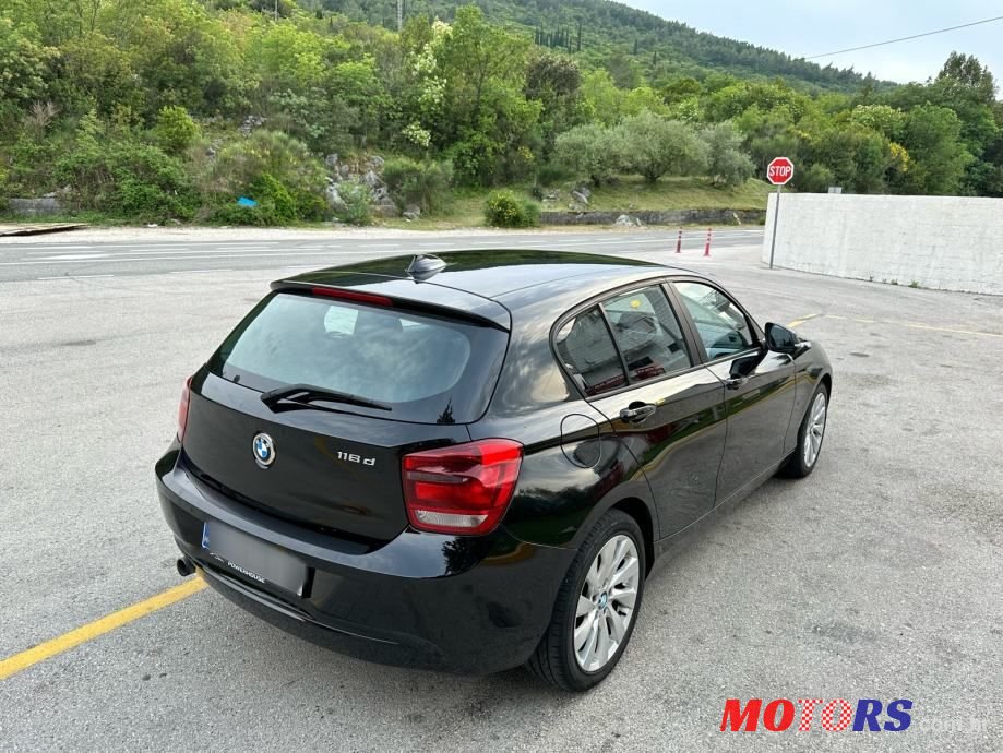 2012' BMW Serija 1 116D photo #5