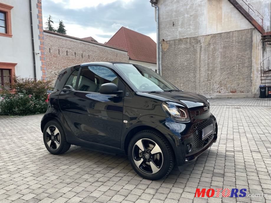 2020' Smart Fortwo Eq photo #3