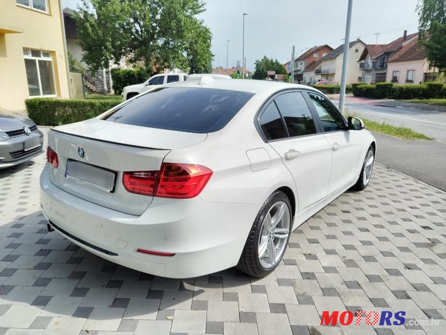 2013' BMW Serija 3 320D photo #6