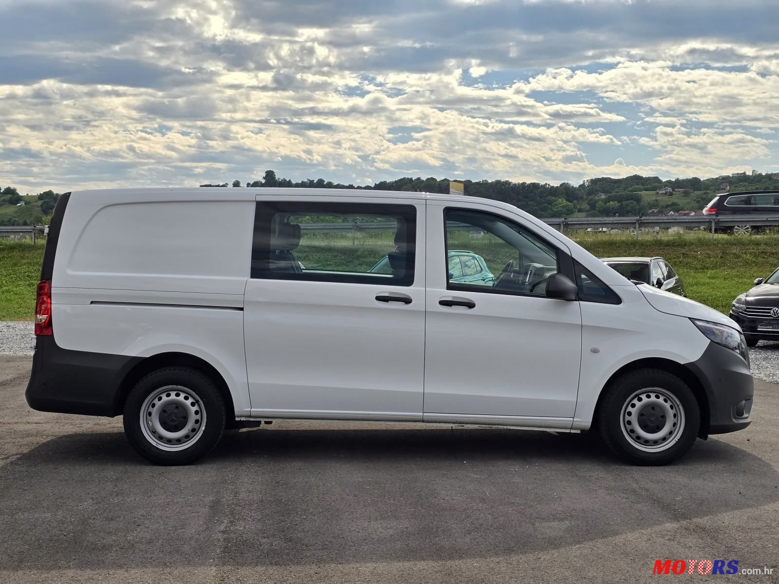 2023' Mercedes-Benz Vito 116 Cdi photo #4