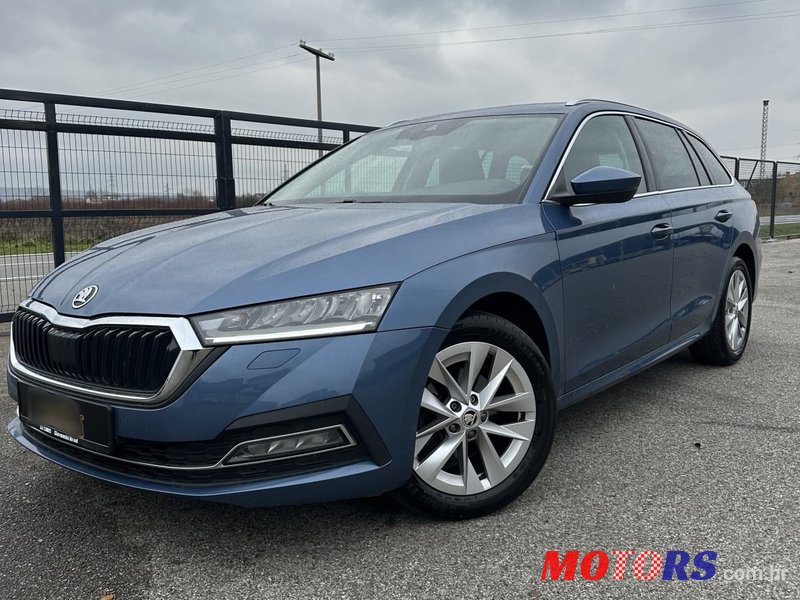 2020' Skoda Octavia Combi photo #1