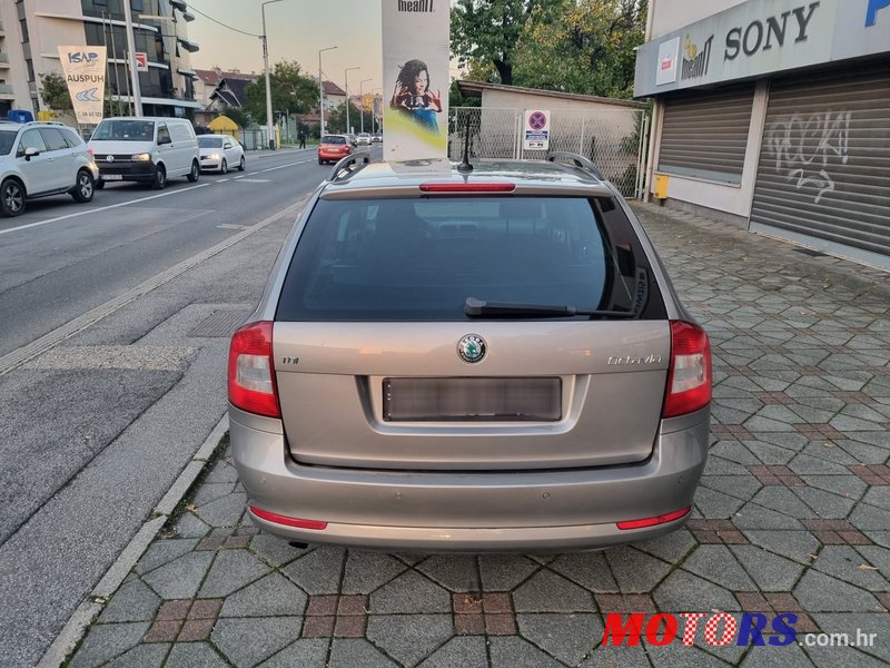 2013' Skoda Octavia Combi photo #5