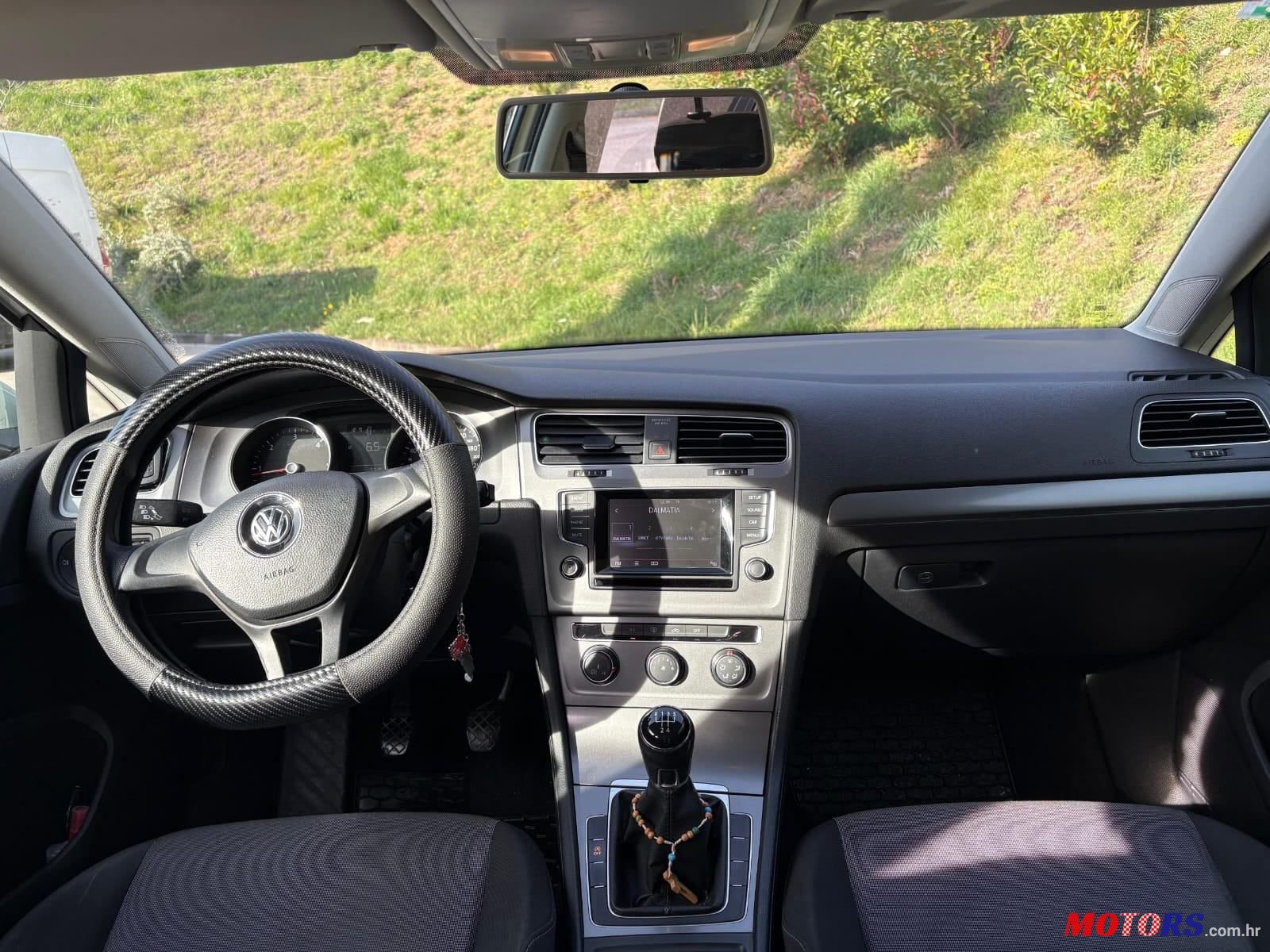 2013' Volkswagen Golf VII 1,6 Tdi Bmt photo #5