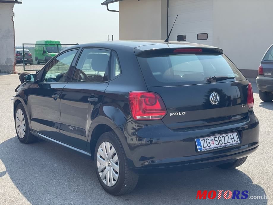 2010' Volkswagen Polo 1,6 Tdi photo #6