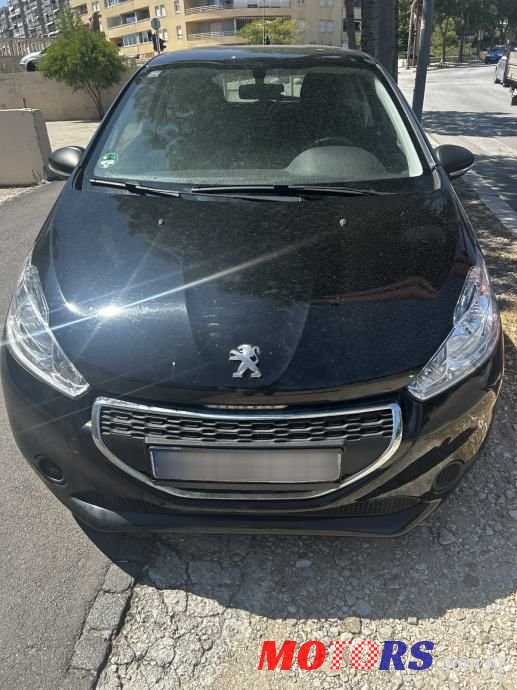 2013' Peugeot 208 1,0 Vti photo #2