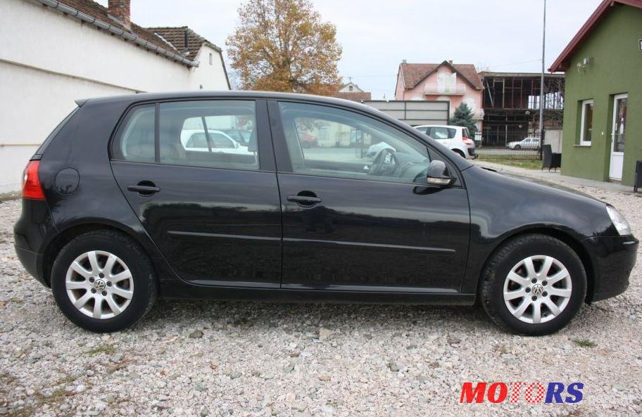 2007' Volkswagen Golf V 1,9 Tdi photo #1
