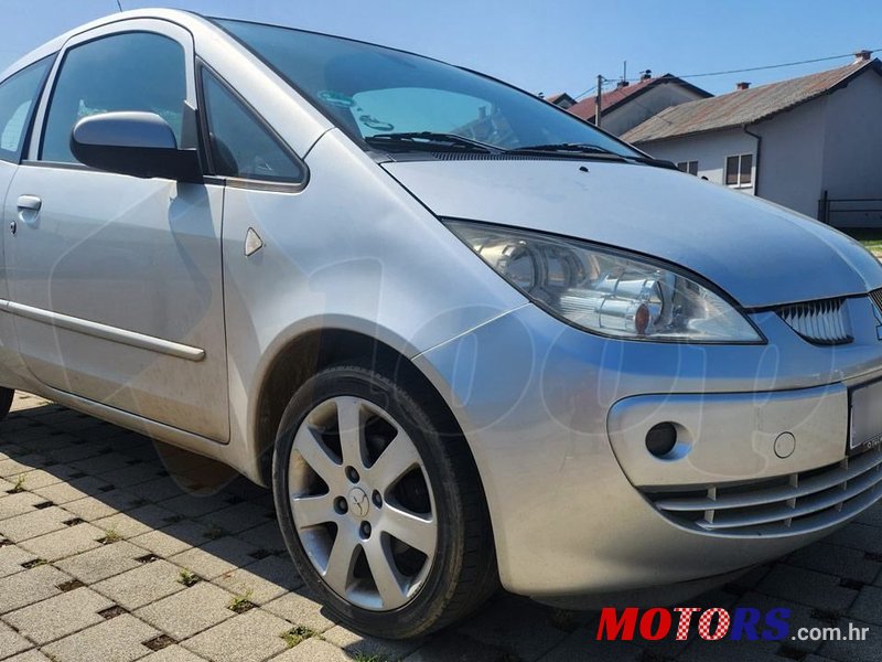2006' Mitsubishi Colt 1,1 photo #1