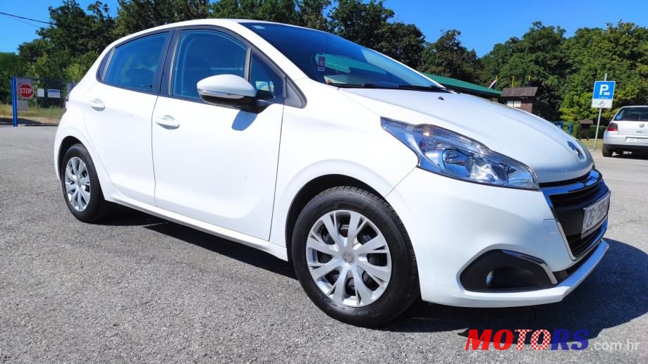 2017' Peugeot 208 photo #2