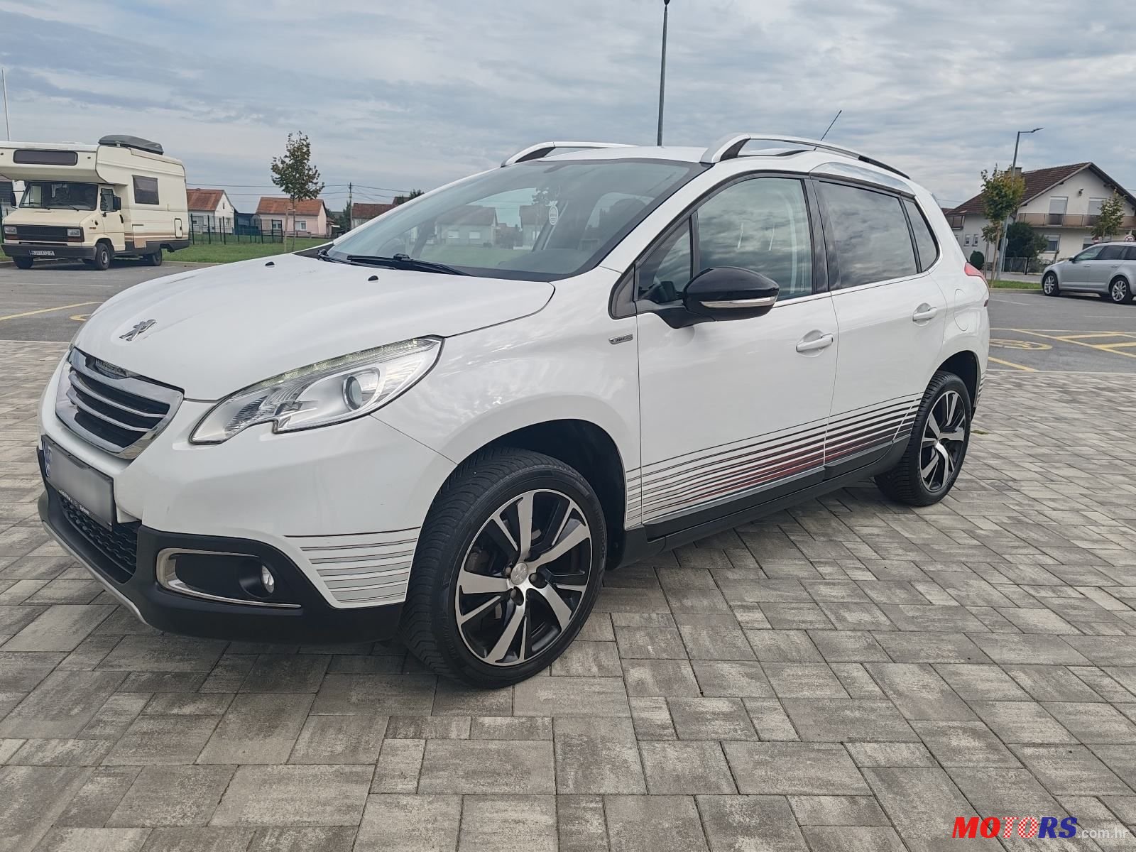 2016' Peugeot 2008 1,2 Vti photo #1
