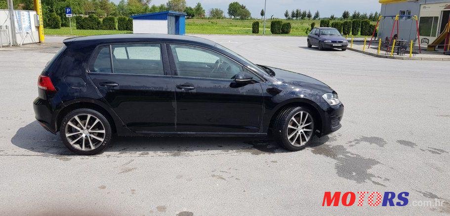 2014' Volkswagen Golf VII 1,6 Tdi Bmt photo #1