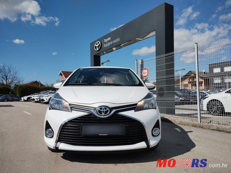 2017' Toyota Yaris 1,0 Vvt-I photo #2