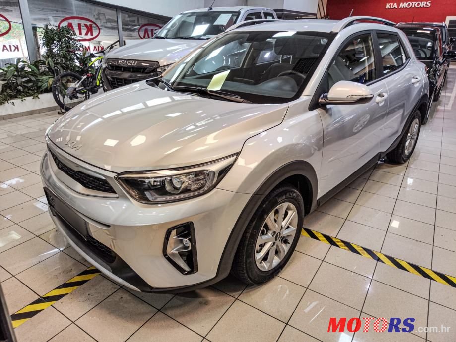2022' Kia Stonic 1.2 photo #2