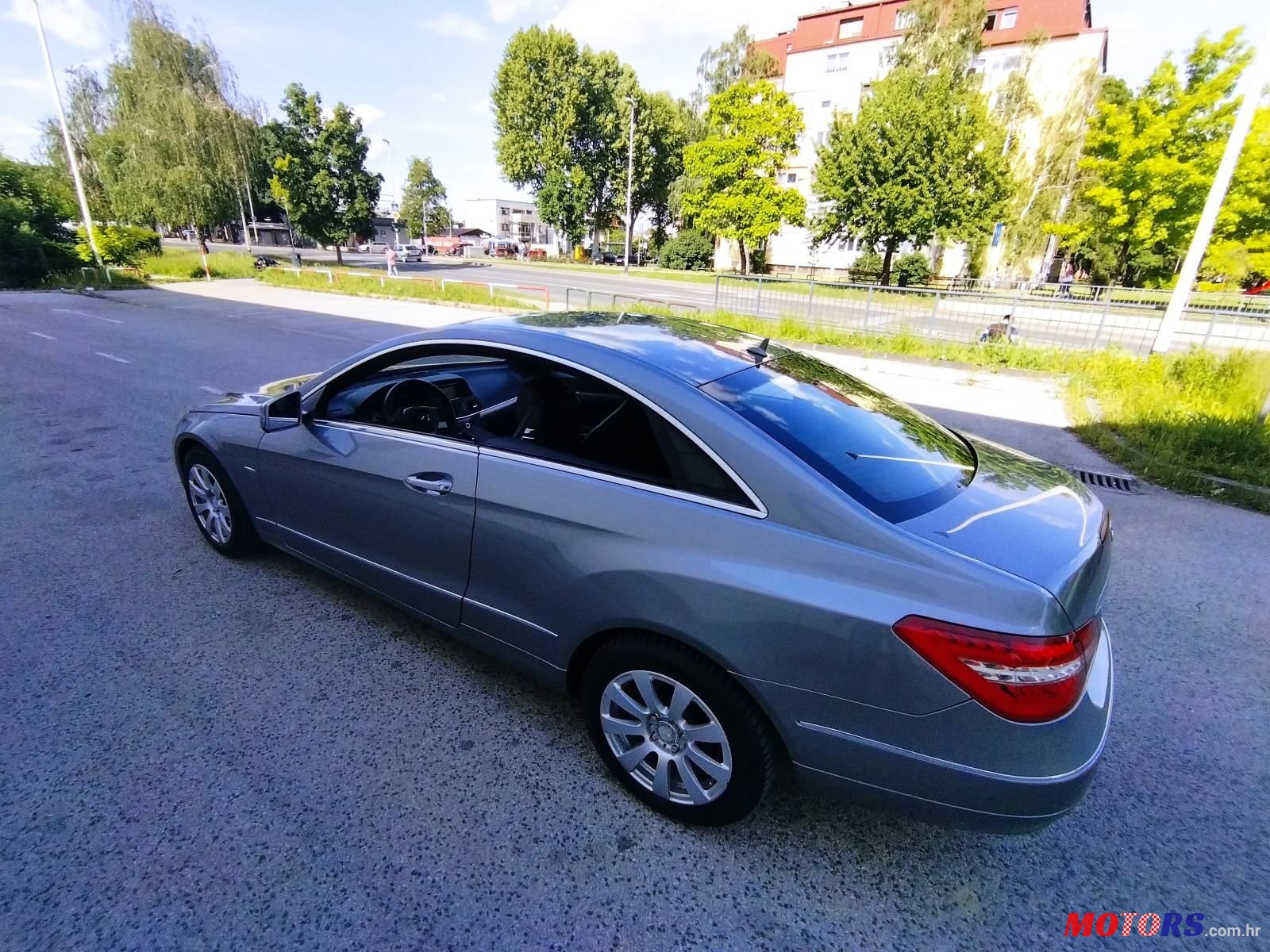 2011' Mercedes-Benz E-Klasa 250 Cdi photo #2