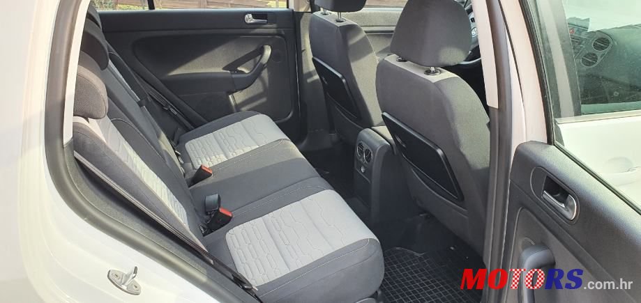 2011' Volkswagen Golf Plus 1,6 Tdi photo #5