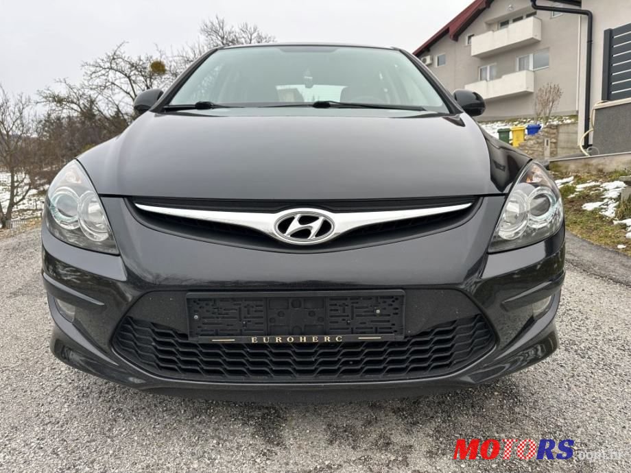 2010' Hyundai i30 1,6 Crdi photo #6