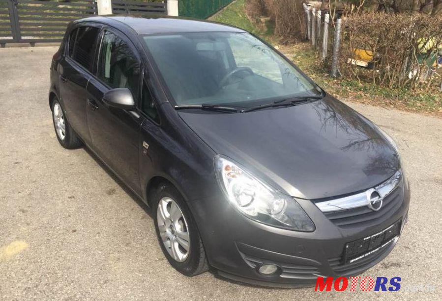 2010' Opel Corsa 1,3 Cdti photo #1