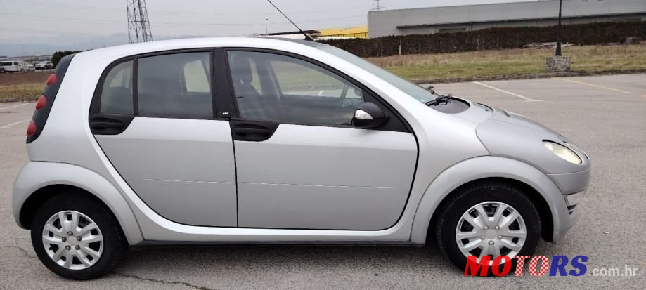 2006' Smart Forfour photo #3