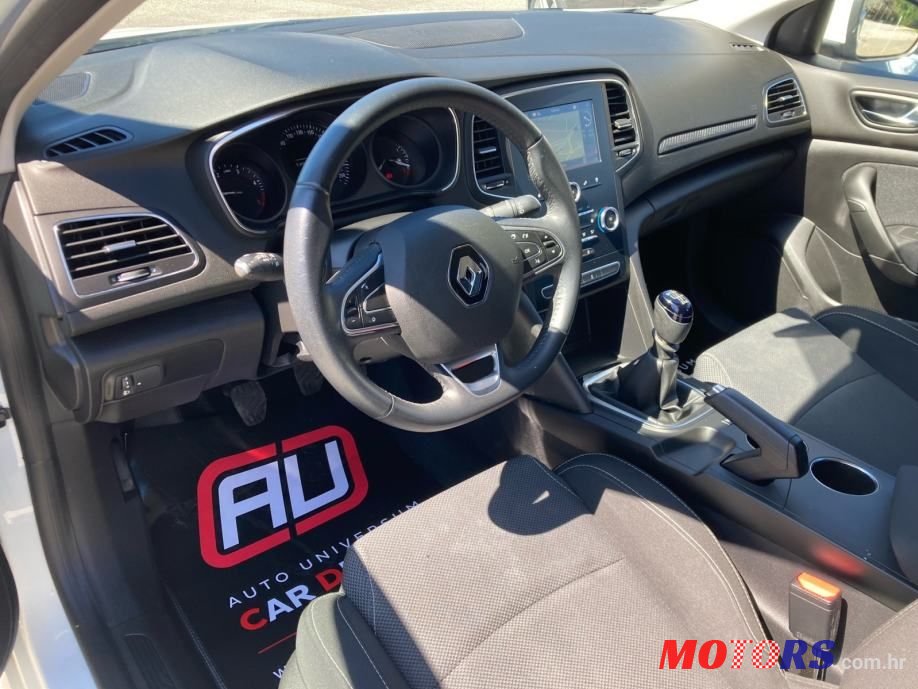 2019' Renault Megane Blue Dci 95 photo #6