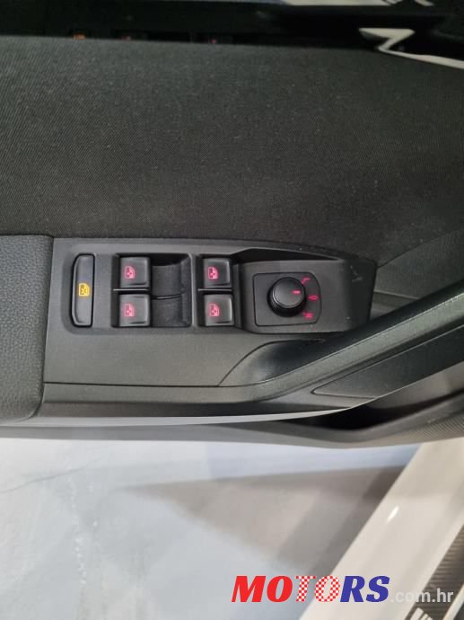 2018' SEAT Ibiza 1,0 Tsi photo #5